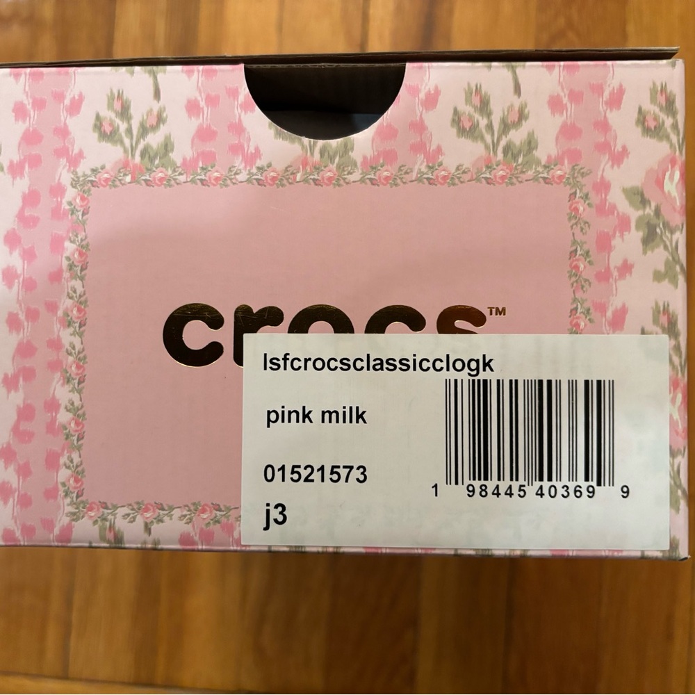 Kids' LoveShackFancy x Crocs Pink Floral Clog Shoes with Charms - Picture 5 of 8